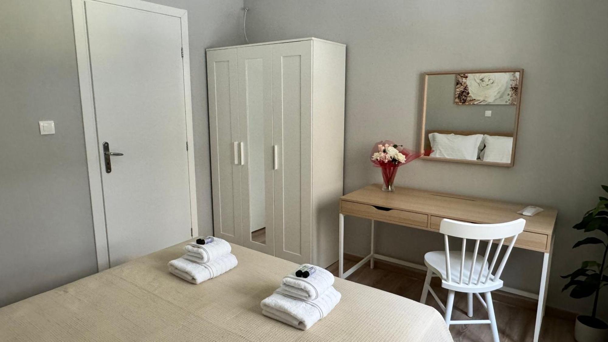 Urban Breeze Aparment 1 Apartment เอเธนส์ ภายนอก รูปภาพ