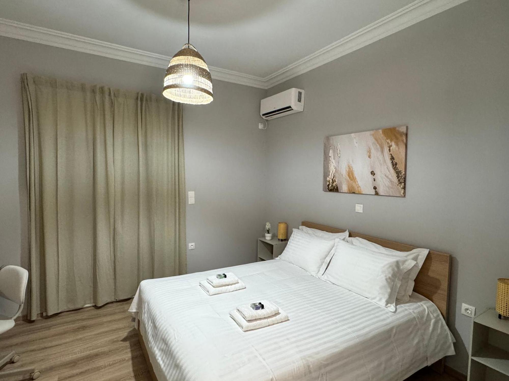 Urban Breeze Aparment 1 Apartment เอเธนส์ ภายนอก รูปภาพ